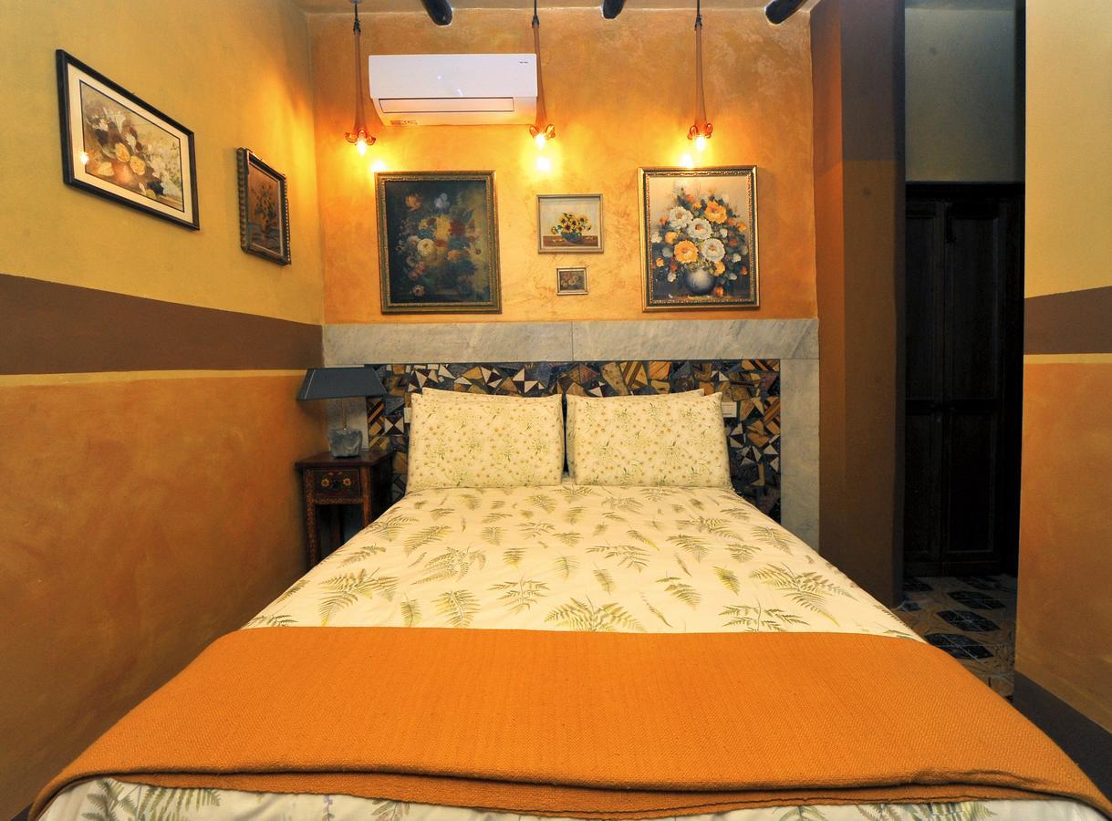 Отель La Canonica Dei Fiori - Anna Fendi Country House Рончильоне Экстерьер фото